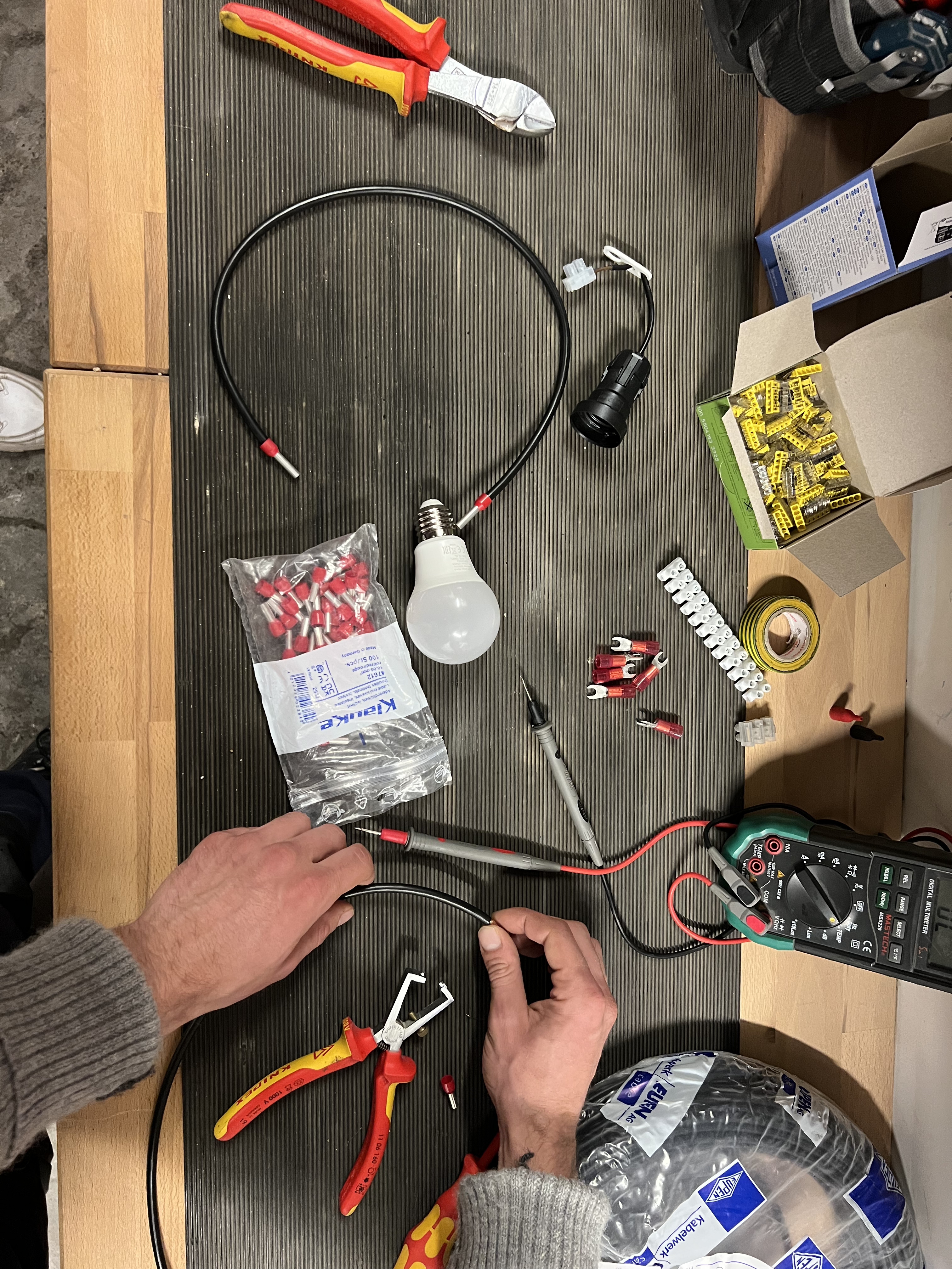 Konventionelle Elektroinstallation in Hamburg